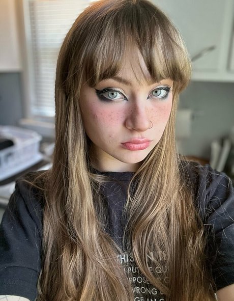 cutiekali nude model pic