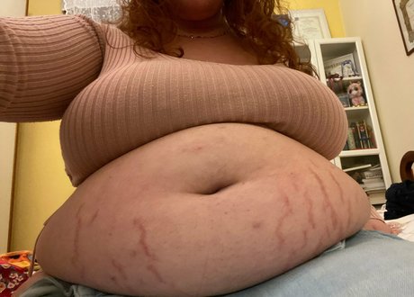 bbw demetra beautiful model img