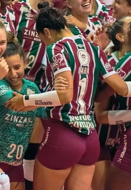 Lara Nobre high quality star picture