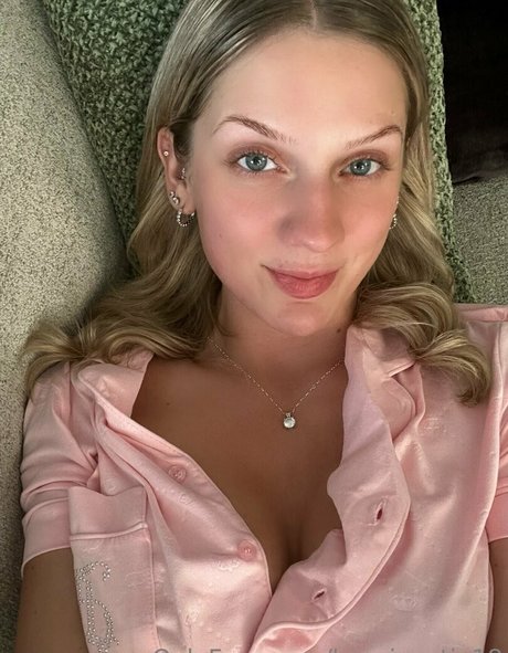 chubby babe onlyfans perfect pictures