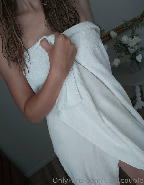 Kiss1couple star photo