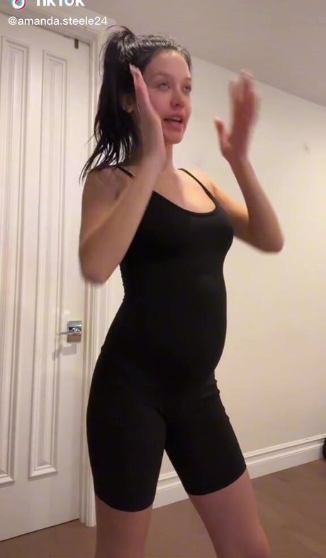 Amanda Steele free star photo