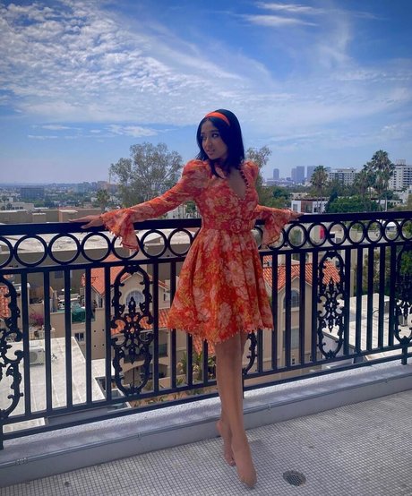 Maitreyi Ramakrishnan free model galleries