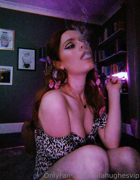 ellahughesvip star pornographic images