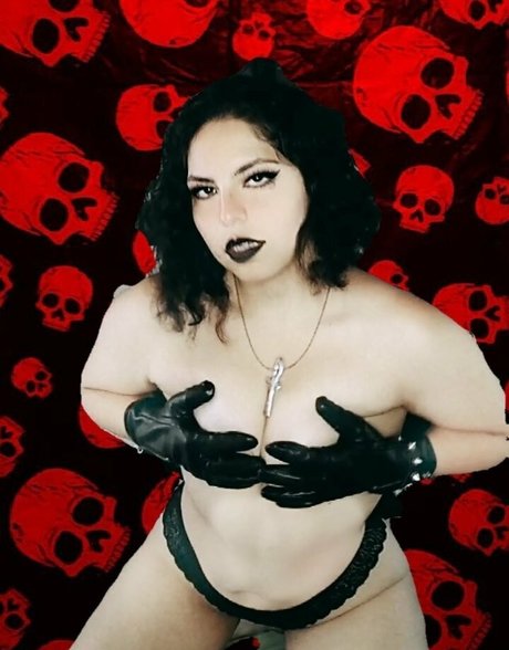 crimson ghoul pornstar erotic images