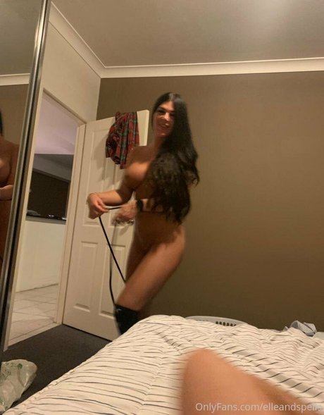 elleandspells star nice pic