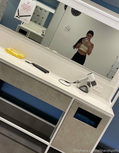 elleandspells pornstar nudes img