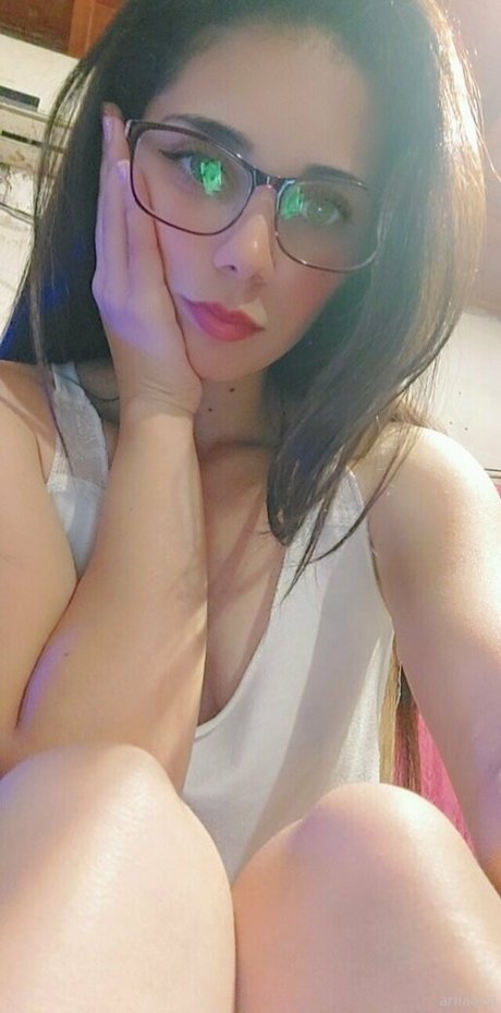 wide onlyfans beautiful pictures