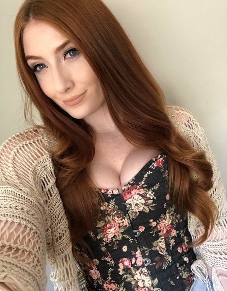 voxytwitch star nude pic