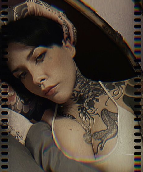 asian shemale onlyfans art nude pics