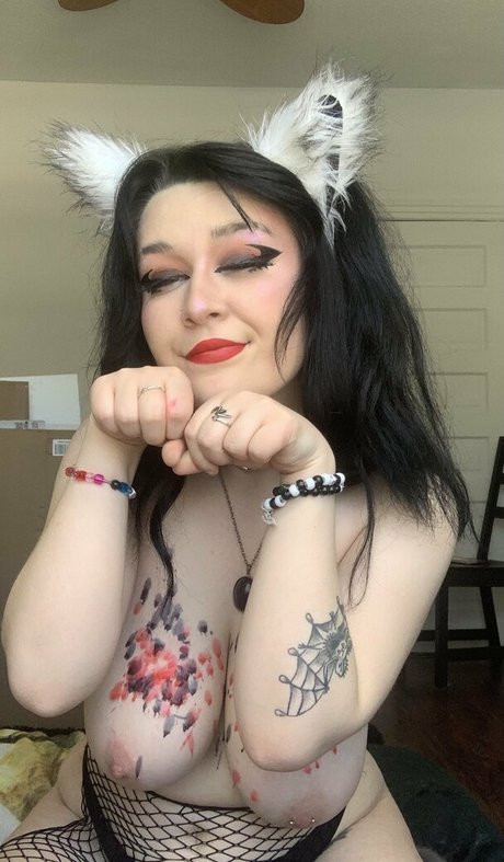 chubby goth onlyfans hd image