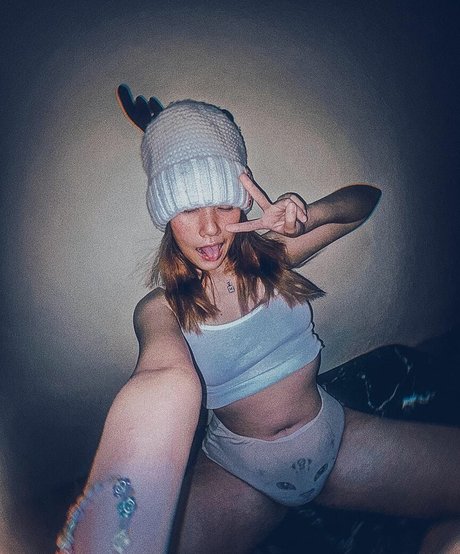 Moji3693 beautiful pornstar photos