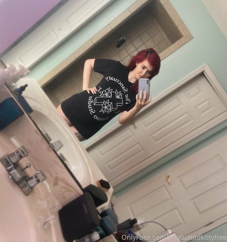 infatuatedkittyfree nice star img