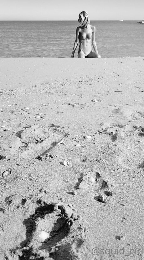 squid girl nude model pics