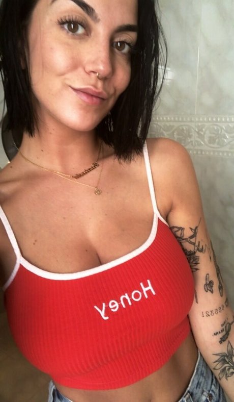 Maria Valero sexy model img