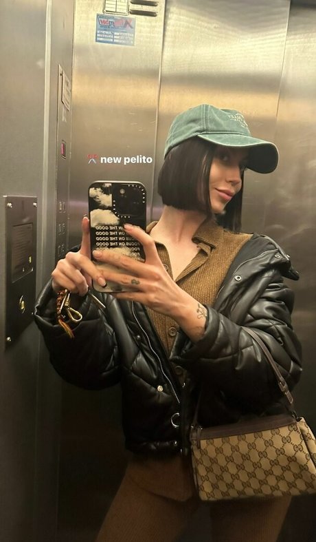 Maria Valero sexy model pics