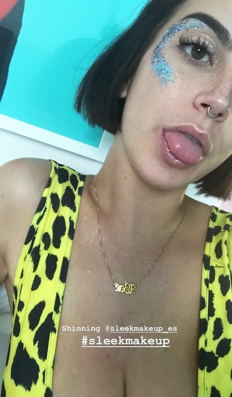 Maria Valero model pics