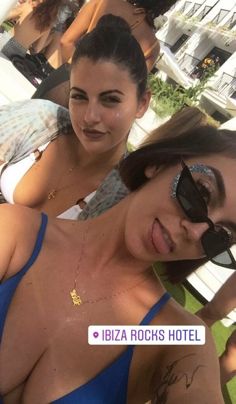 Maria Valero free star img