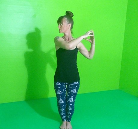 yogadommed model perfect pics