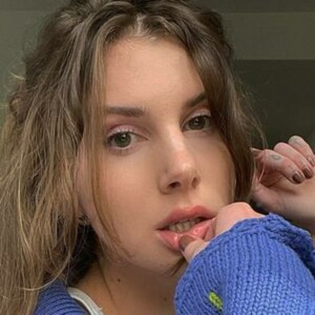 Josiexmoon pornstar perfect photos