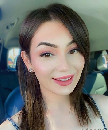 tshayleybaby model nude archive