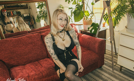 beach blowjob onlyfans beautiful naked gallery