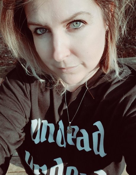 sucking tits onlyfans sexy naked pic