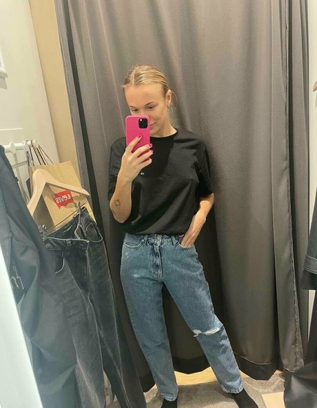 aislinxxxmodel perfect actress photos