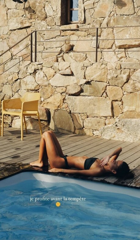 Colomba Asmr perfect pornstar image