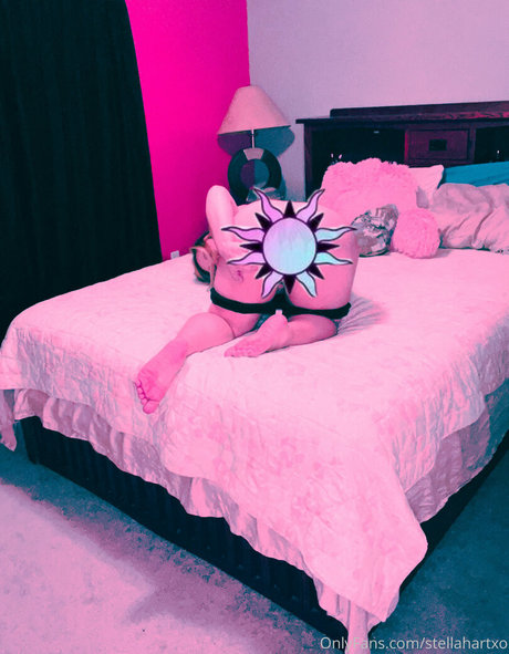 stellahartxo hd star pic