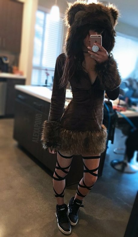 tiny onlyfans sex photo