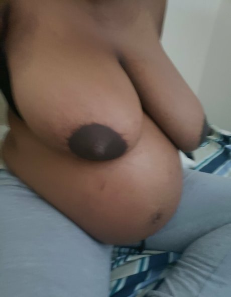 freakythickums nude actress image