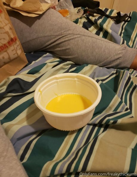 freakythickums star art photos