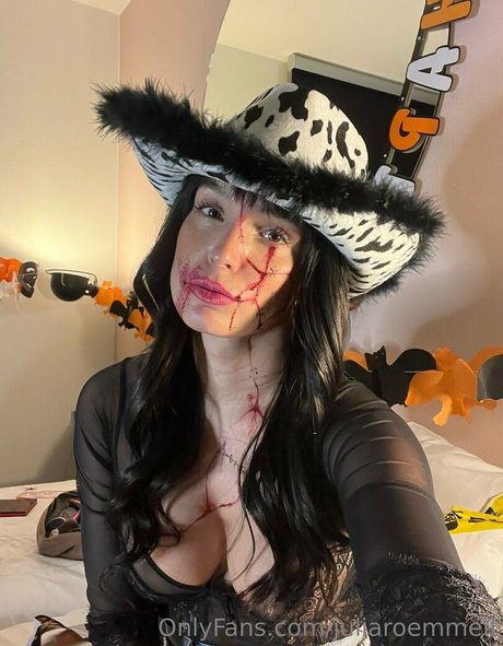 Juliaroemmelt perfect model archive