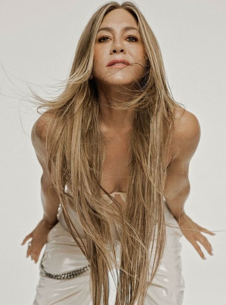 Jennifer Aniston pornstar art image