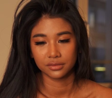 littlethingsmingle naked star photo