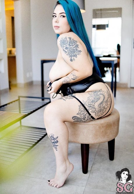 Karol Blue hd star gallery