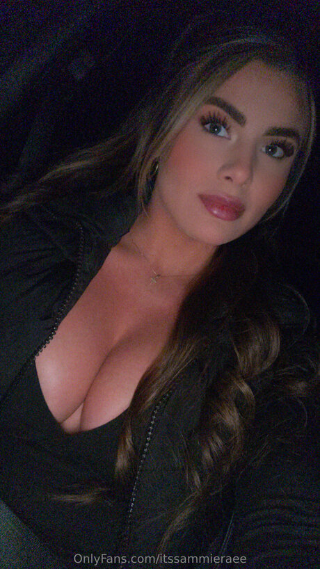 Itssammieraee perfect pornstar pictures
