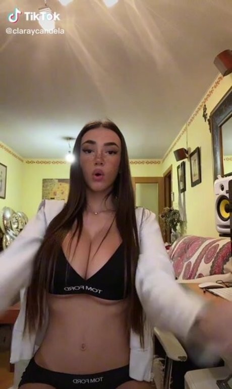 claraycandela perfect model pics