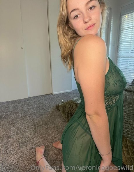 veronicagoeswild xxx star photo