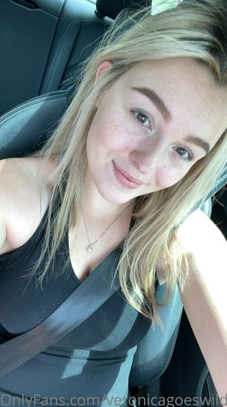 veronicagoeswild porn actress pic