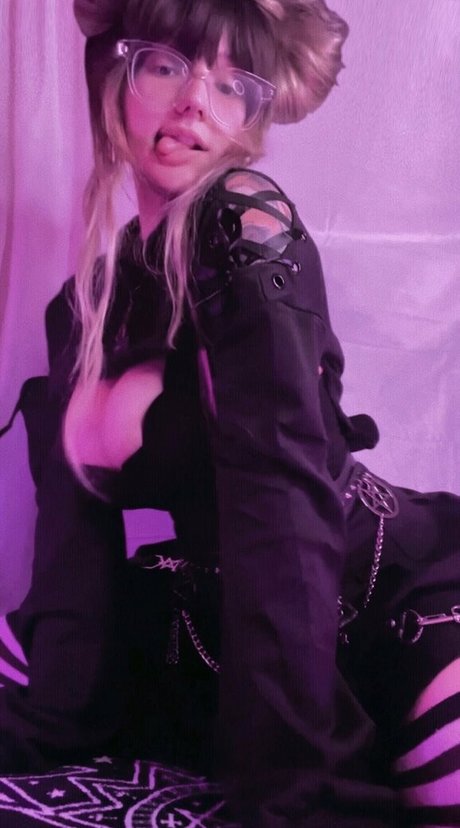 lewdfaerie top actress galleries