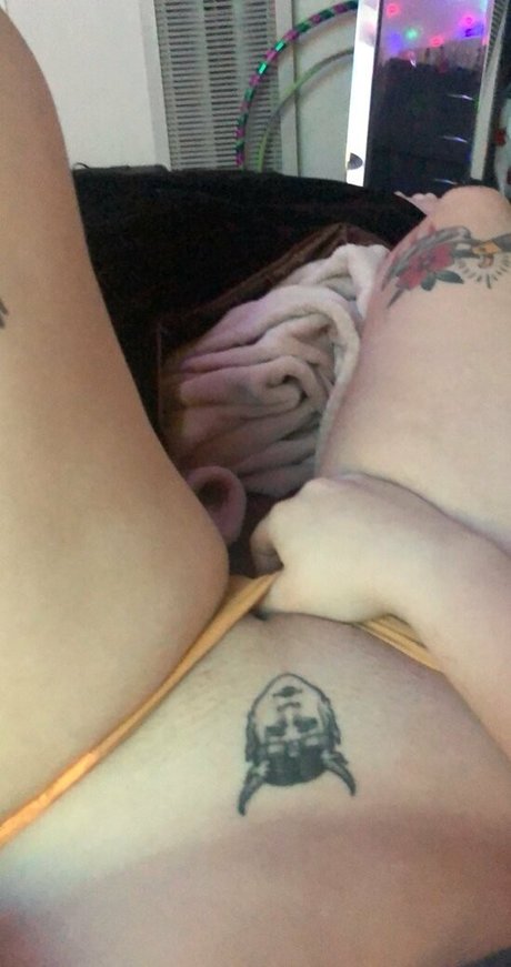 doing peachy star nudes picture