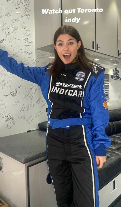 Ava Rose Beaune pretty model photos