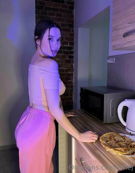 holy polly pornographic actress pictures