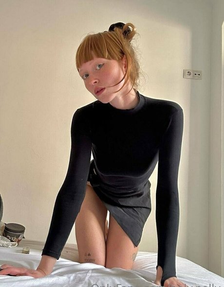 holy polly xxx actress archive