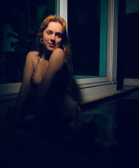 Sophia Abrahao star pornographic pics