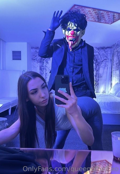 queenofhell xo hd model img