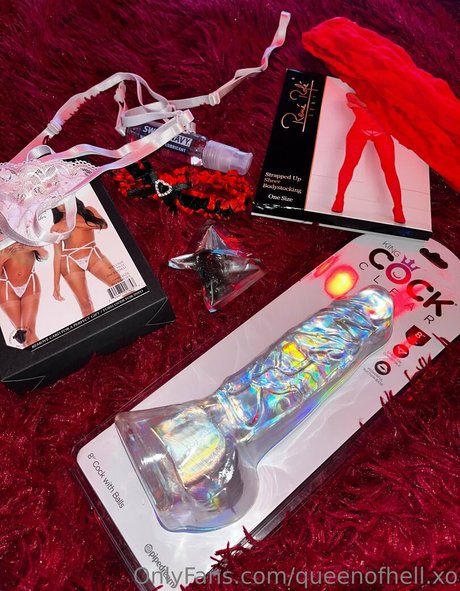 queenofhell xo model beautiful picture