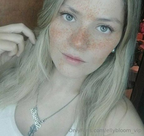 tiny onlyfans free nude photo